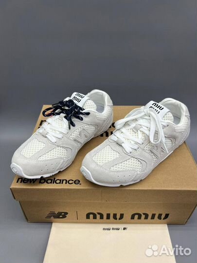 Кроссовки Miu Miu x New Balance 530 premium