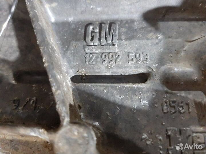 Корпус масляного фильтра Chevrolet Cruze Z18XER