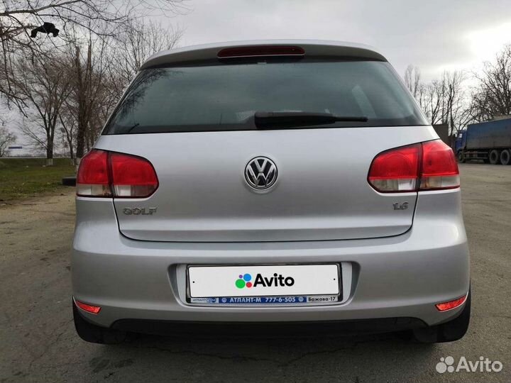 Volkswagen Golf, 2010