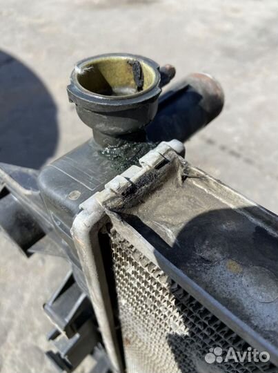 Радиатор охлаждения Nissan Patrol Y62