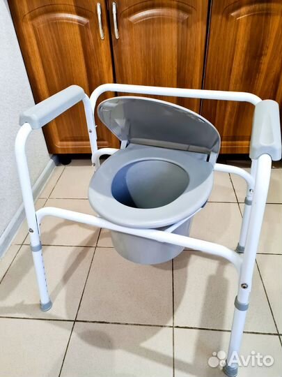 Кресло туалет для пожилых и инвалидов