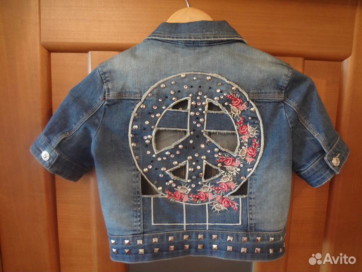 Джинсовая жилетка