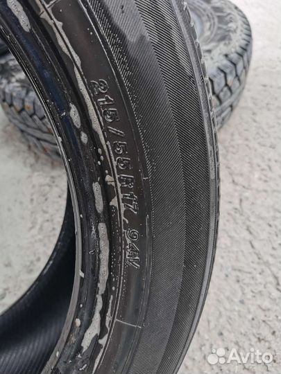 Yokohama BluEarth E70 215/55 R17 94V