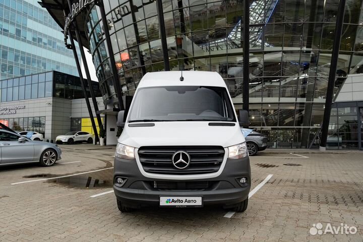Mercedes-Benz Sprinter цельнометаллический, 2023