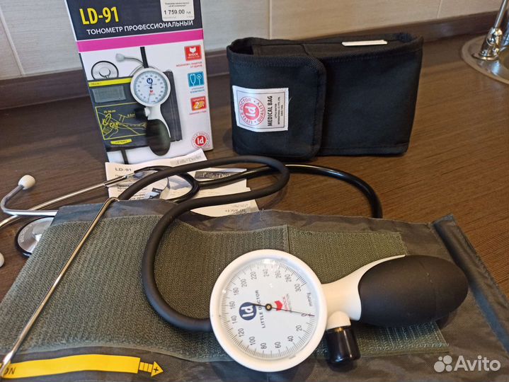 Тонометр механический новый