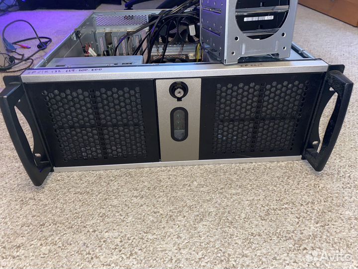 Сервер для видеонаблюдения / рабочая станция