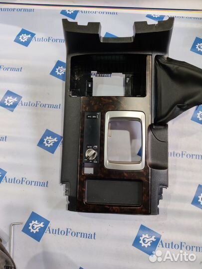 Toyota Lc 200 Коносль