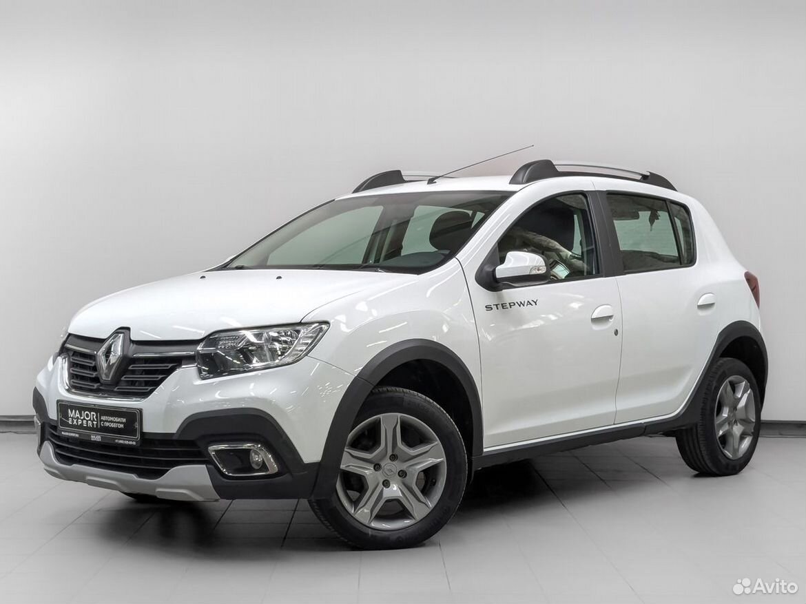 Renault Sandero Stepway 1.6 AT, 2021, 62 235 км