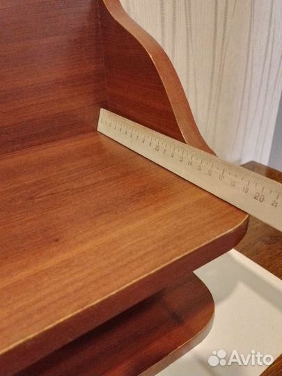 Полка для телефона ключей