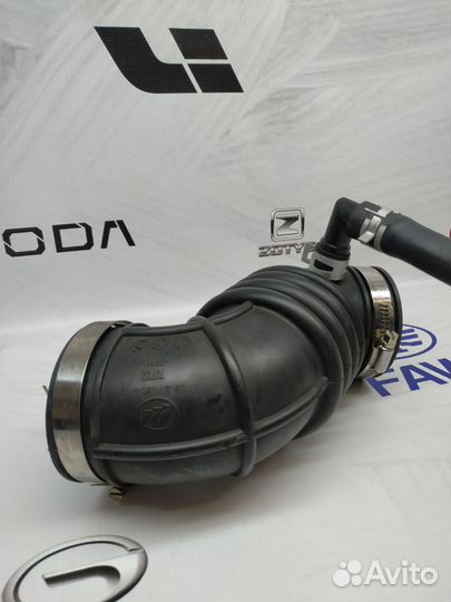 Патрубок воздушного фильтра Lifan X60 МКПП