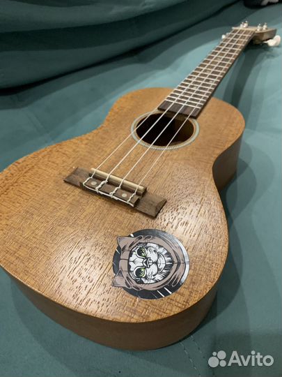 Укулеле гавайская гитара