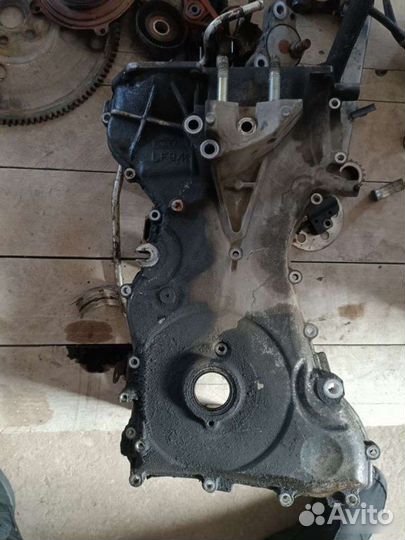 Крышка двигателя Mazda 6