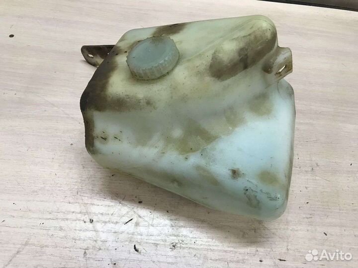 Бачок омывателя LADA kalina 1