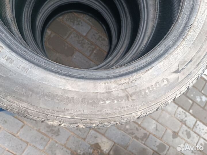 Continental ContiCrossContact LX2 215/60 R17