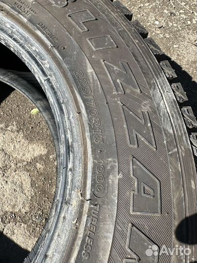 Bridgestone Blizzak DM-Z3 225/70 R15 27K