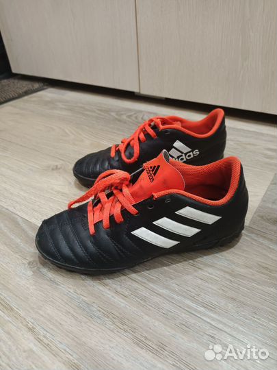 Футзалки adidas 33