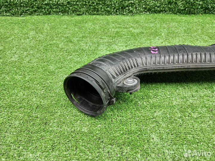 Патрубок интеркулера 1K0145840R VAG Audi Volkswagen Passat b7 Alltrack Q3 8U A3 8P Tiguan 8U