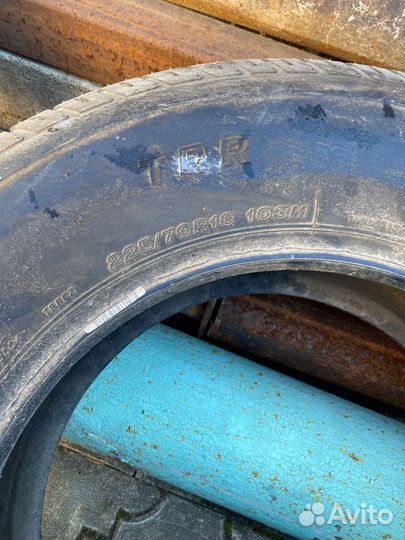 Bridgestone TRR 225/70 R16