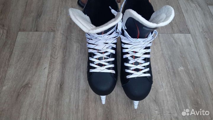 Коньки хоккейные Graf 46 EUR 45 RUS