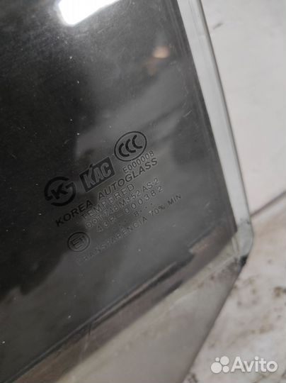 Стекло двери заднее левое Hyundai Elantra XD