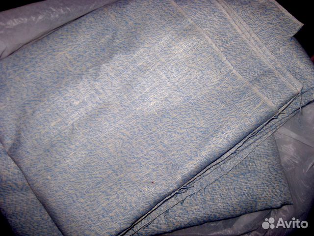 Новый отрез обивочной ткани и другой