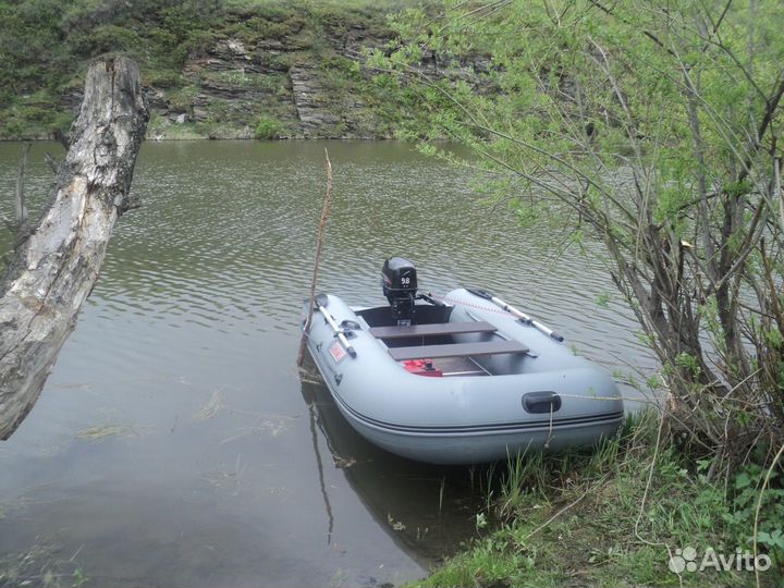 Моторная лодка
