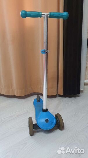 Самокат трехколесный globber