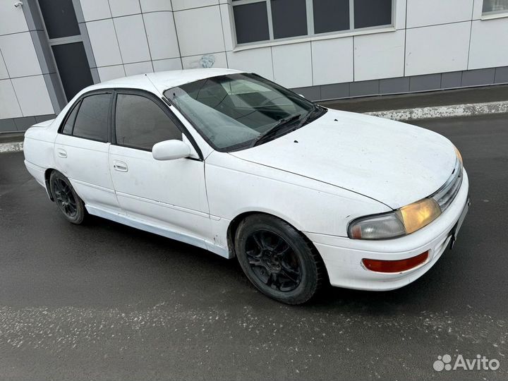 Toyota Carina 1.8 AT, 1993, 350 000 км