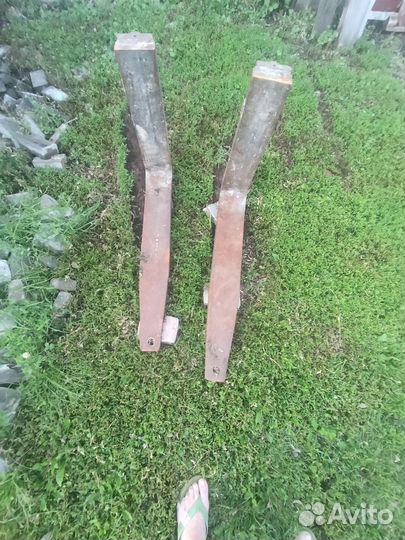 Вилы на погрузчик