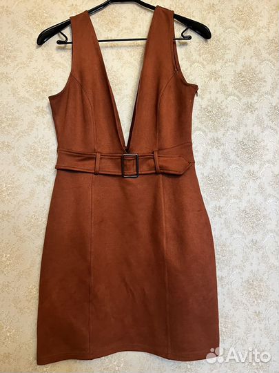 Платье офисное