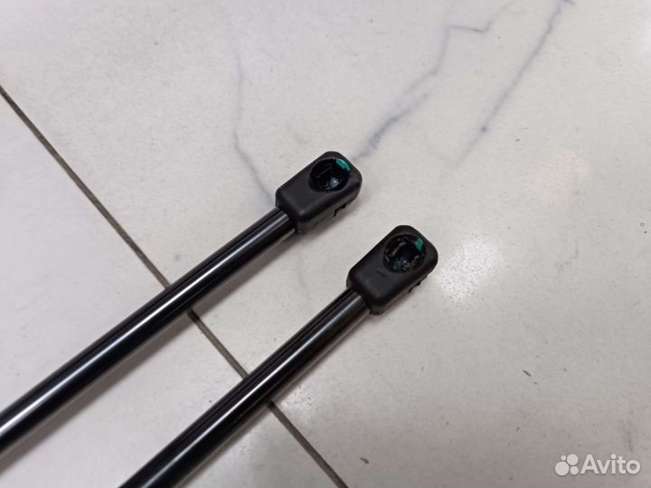 Амортизаторы багажника Mercedes-Benz W164 ML