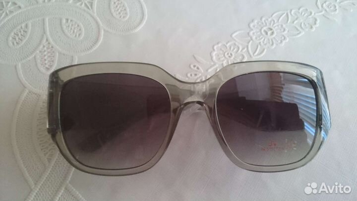 Солнцезащитные очки женские