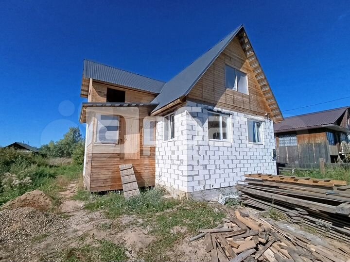 Дом 110 м² на участке 7 сот.