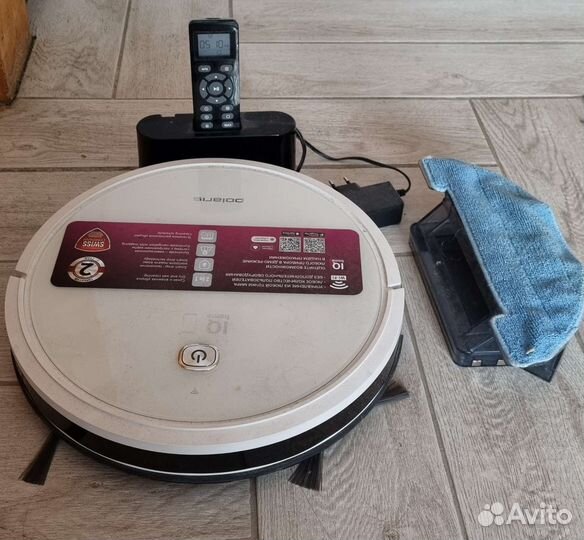 Робот пылесос polaris