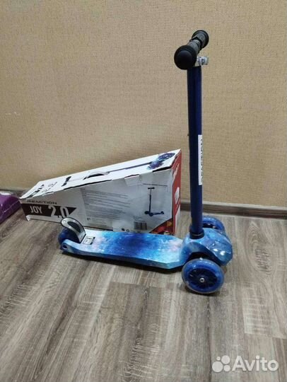 Новый самокат Reaction Mic Boy