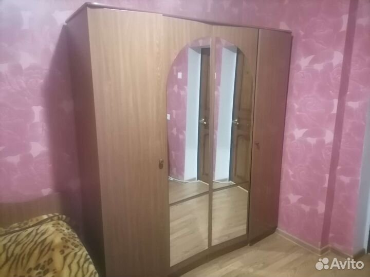 Спальный гарнитур
