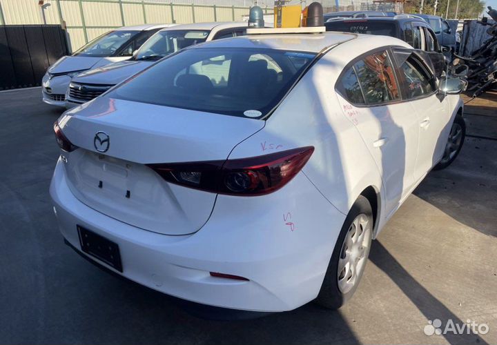 В разборе Mazda 3 BM седан