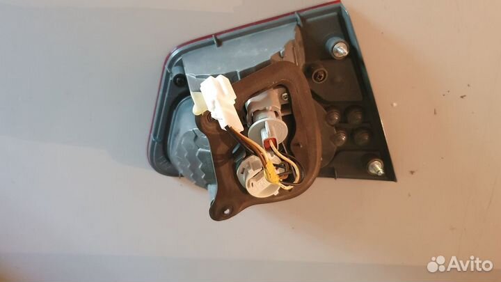 Задний фонарь в крышку багажника киа церато 2