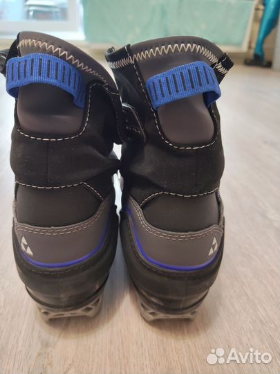 Лыжные ботинки Fischer XC comfort 43р(42rus) NNN