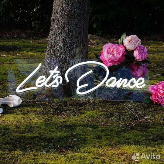 Неоновая вывеска