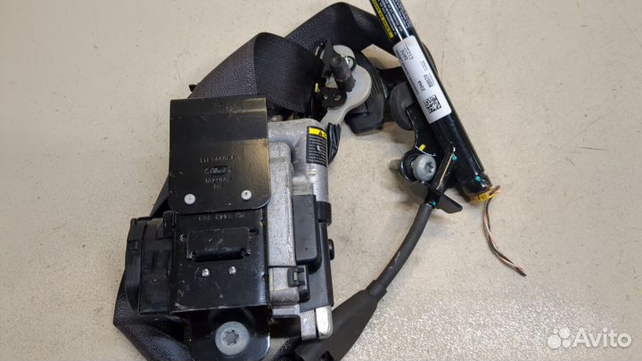 Ремень безопасности Ford Fusion USA, 2013