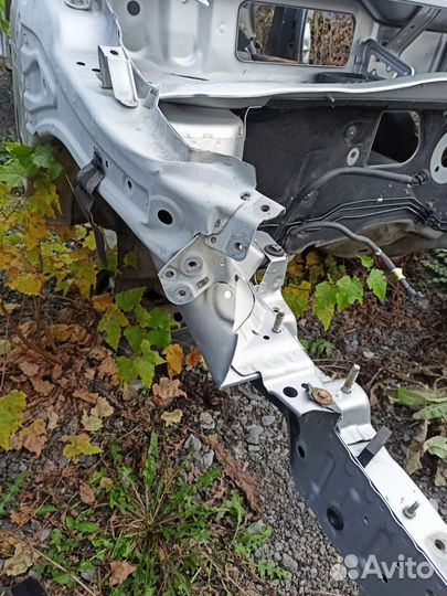Chevrolet aveo t300 14г. Лонжерон передний правый