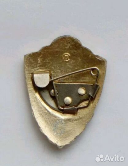 Нагрудные знаки СССР