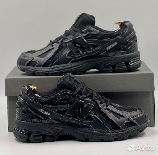 Черные New Balance 1906