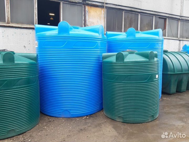 Пластиковые резервуары емкости баки бочки 1000л