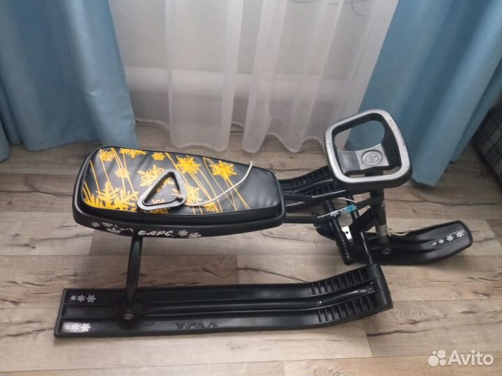 Снегокат с ручкой бу