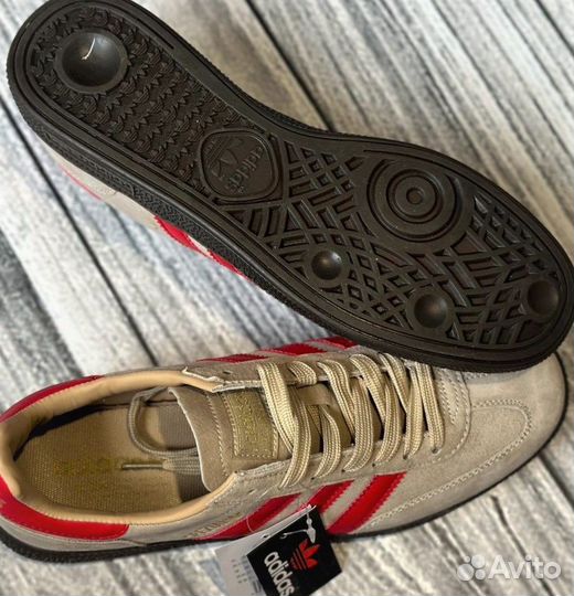 Кроссовки adidas Spezial