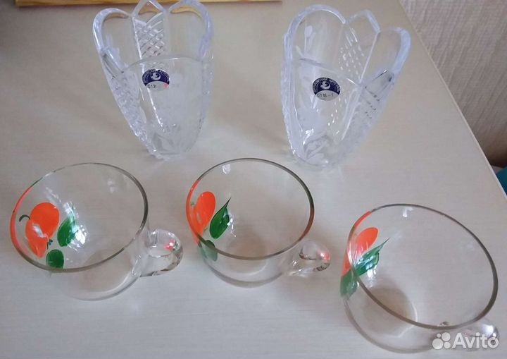 Вазы хрустальные, бокальчики