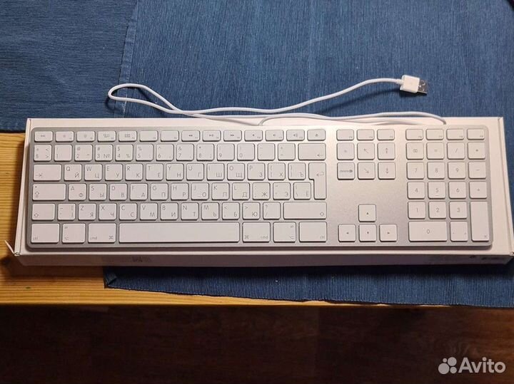 Клавиатура Apple