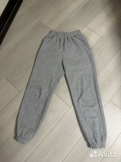 Спортивный костюм женский